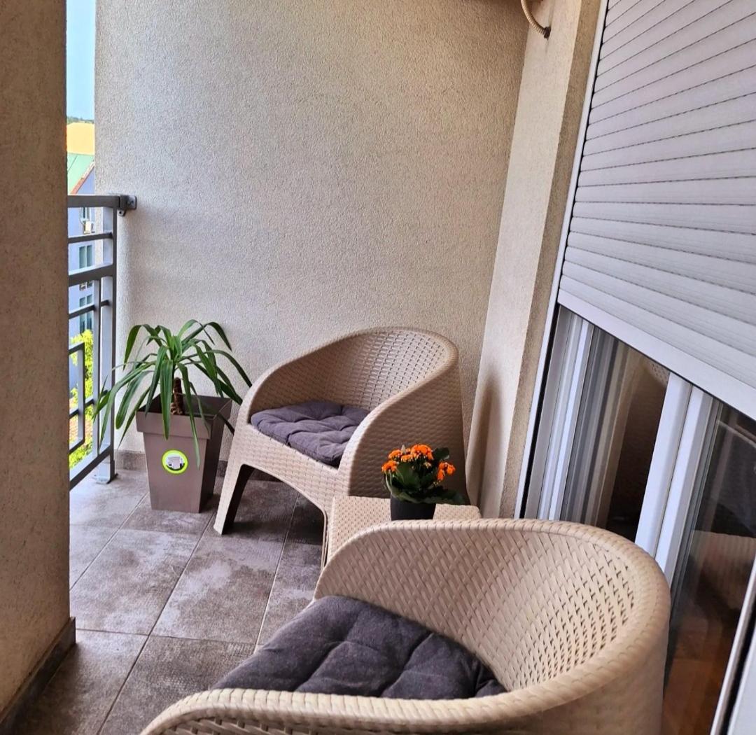 Appartement Stan Na Dan Aurora à Požarevac Extérieur photo