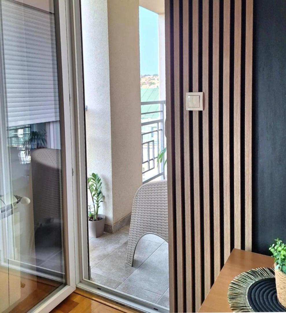 Appartement Stan Na Dan Aurora à Požarevac Extérieur photo
