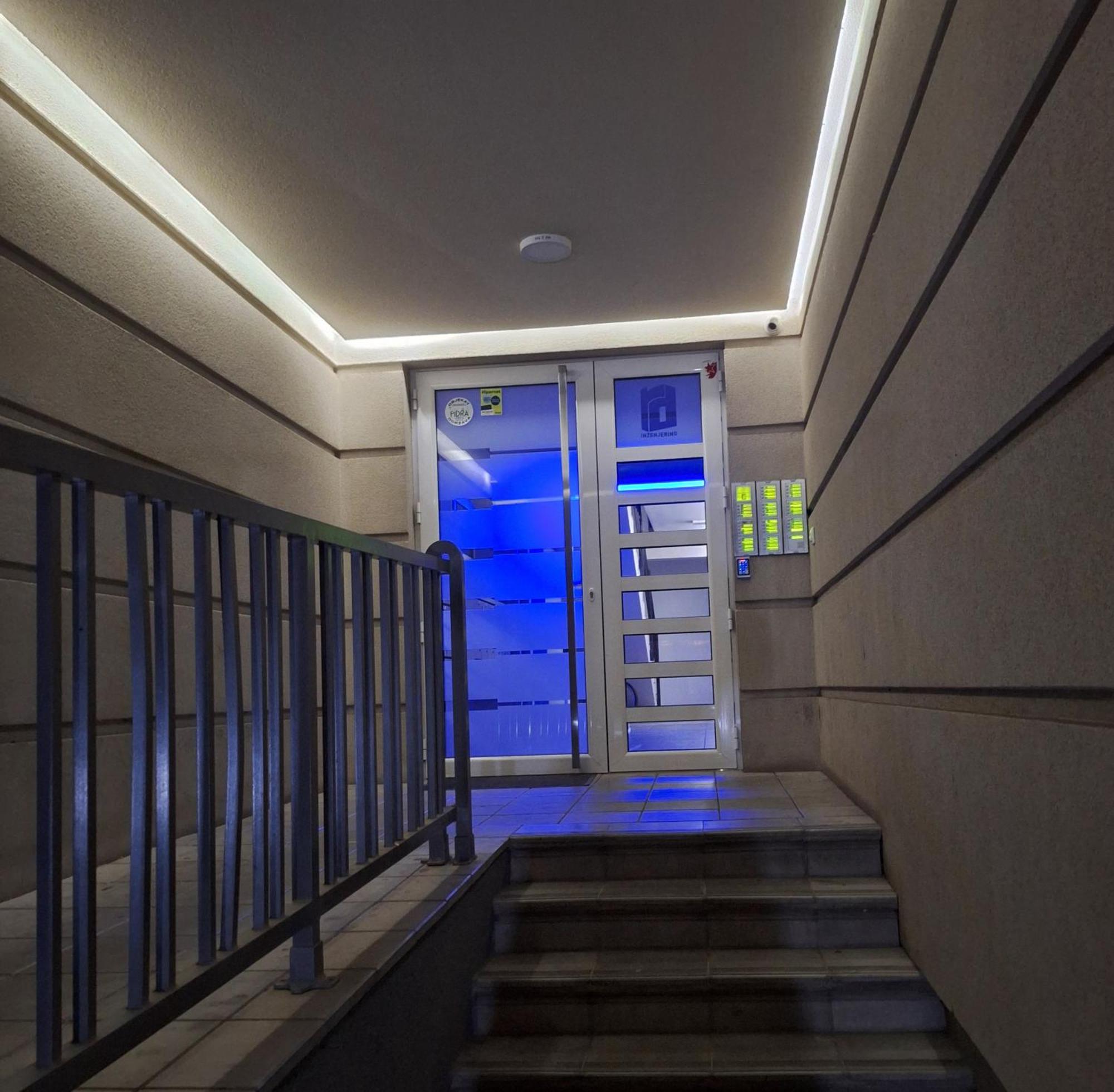 Appartement Stan Na Dan Aurora à Požarevac Extérieur photo